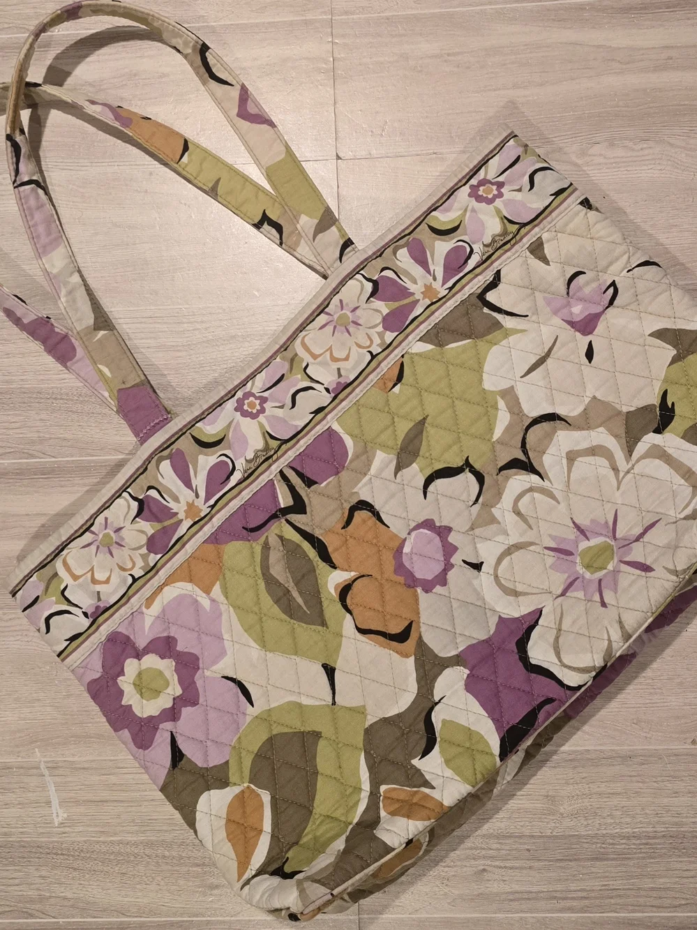 Vera Bradley Retired Portobello Road Lg Tote-Magnetic Close- 3 Pocket Travel Bag - Picture 2 of 10